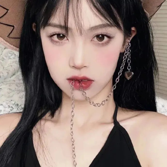 合租男女